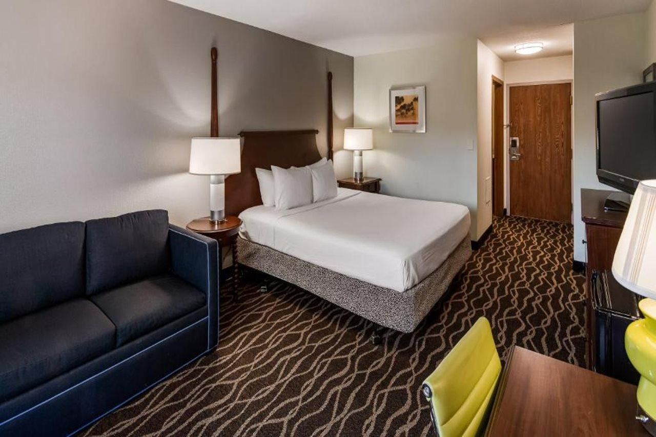 Bliss Point Inn & Suites 뉴 버팔로 외부 사진